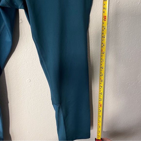 Nike® Dri-Fit Blue Jogging Running Activewear Pants w/Reflectors -Size M - Picture 6 of 7